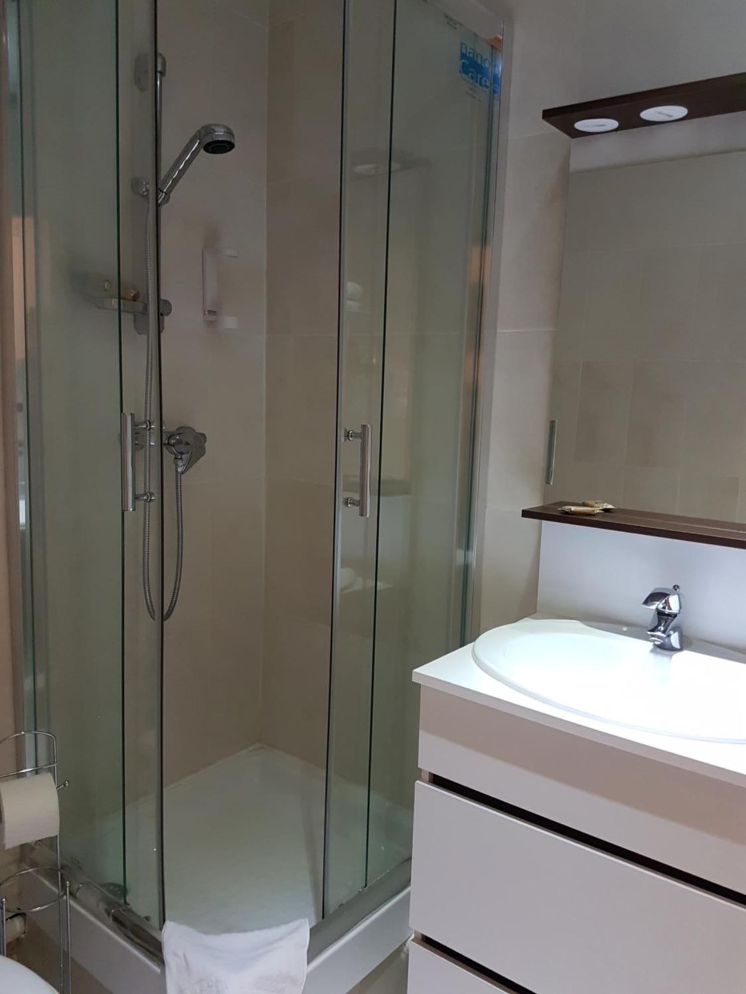 Nevers Hotel Εξωτερικό φωτογραφία